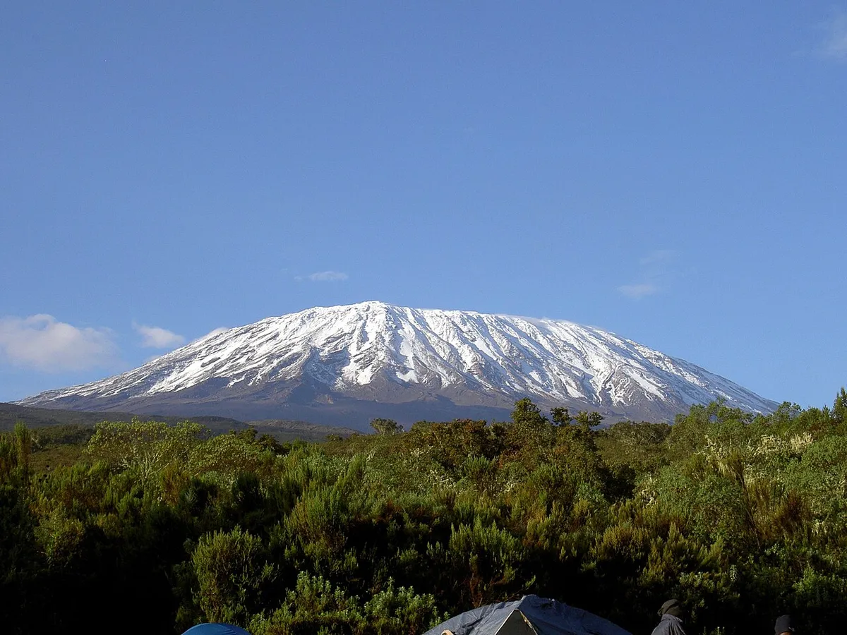 乞力马扎罗山实景图