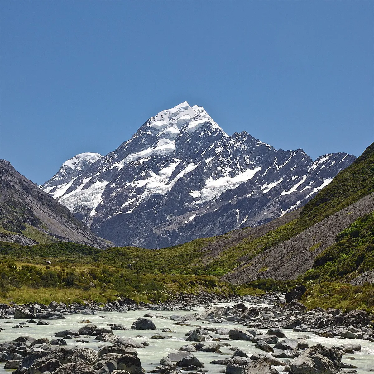 库克山实景图