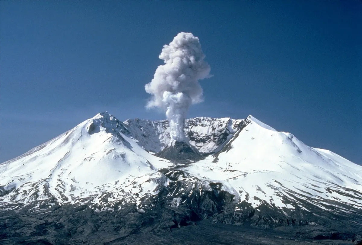 圣海伦斯火山实景图