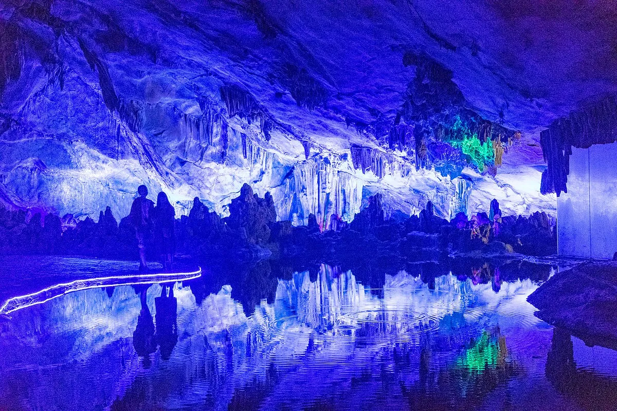 芦笛岩实景图