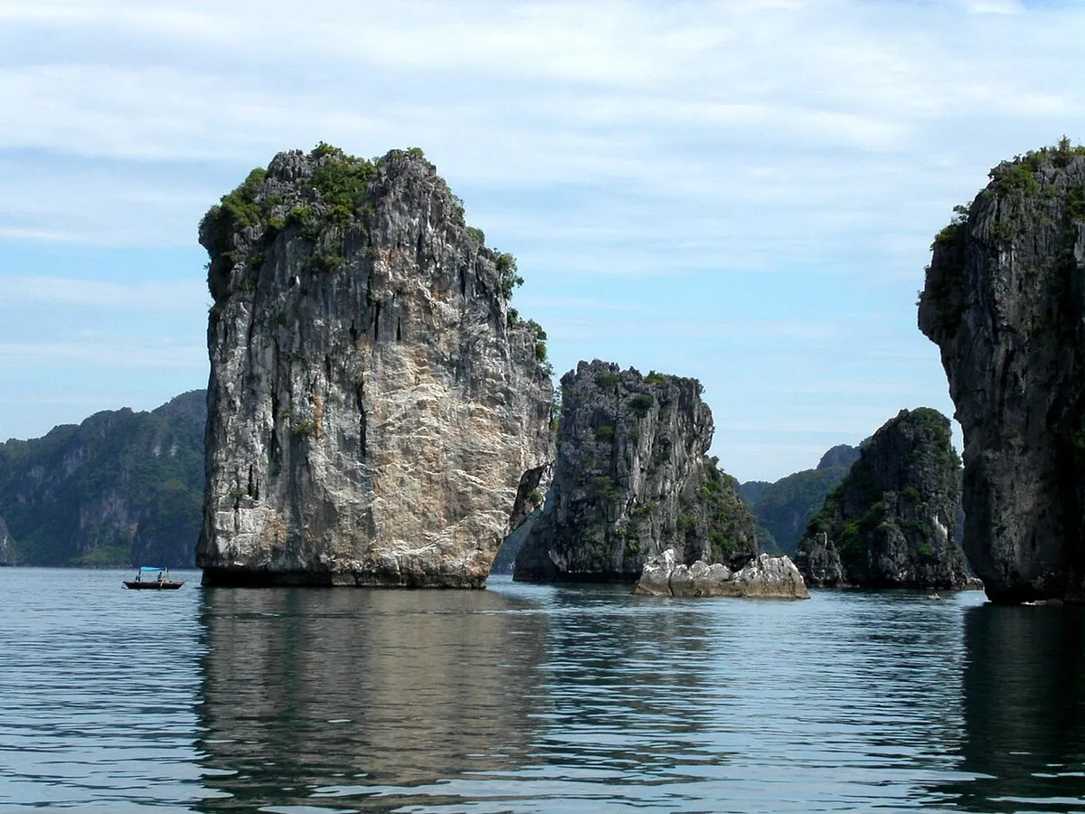 下龙湾世界遗产实景图